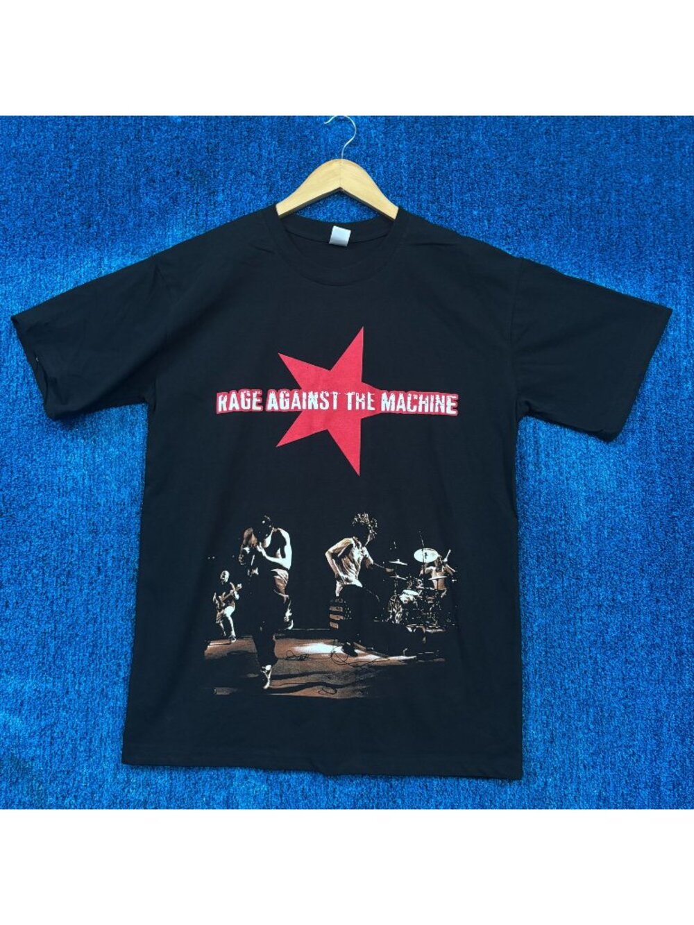 Rage Against the Machine Graphic T-Shirt Size Large